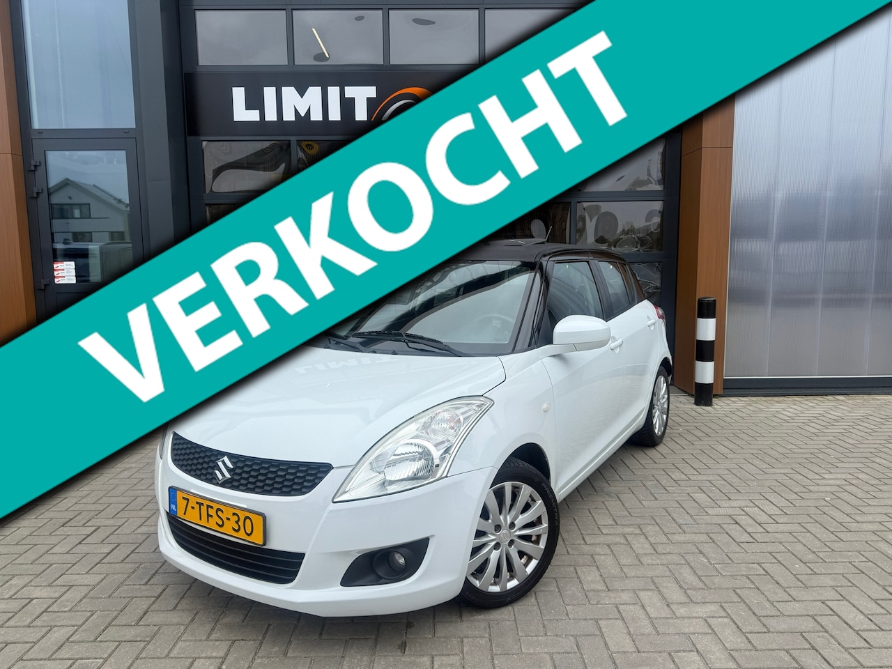 Suzuki Swift - 1.2 Exclusive EASSS/Keyless/Schuifdak/Pdc/Cruise/Climate/El.ramen/Lmv/Apk/Nap - AutoWereld.nl