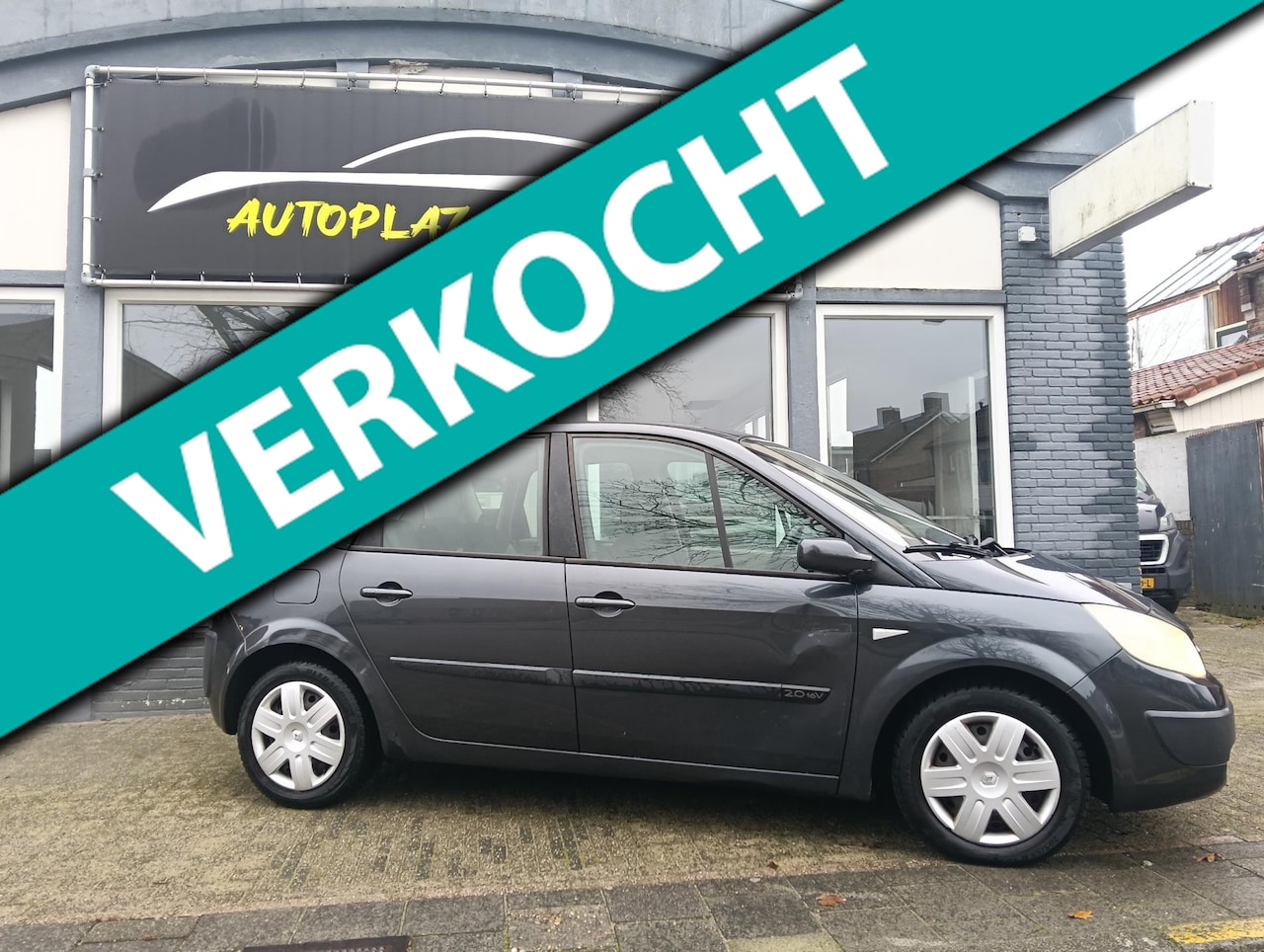 Renault Scénic - 2.0-16V Dynamique Luxe/ CRUISE/ CLIMA/ TREKHAAK/ AUX/ CD SPELER - AutoWereld.nl