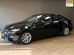 Lexus IS - 300h Edition AUT. KEYLESS-GO NAVIGATIE PDC AIRCO