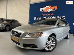 Volvo V70 - 2.0 D3 Summum automaat diesel / bj.2011 / leder/navigatie/climate/trekhaak/ cruise/APK tot
