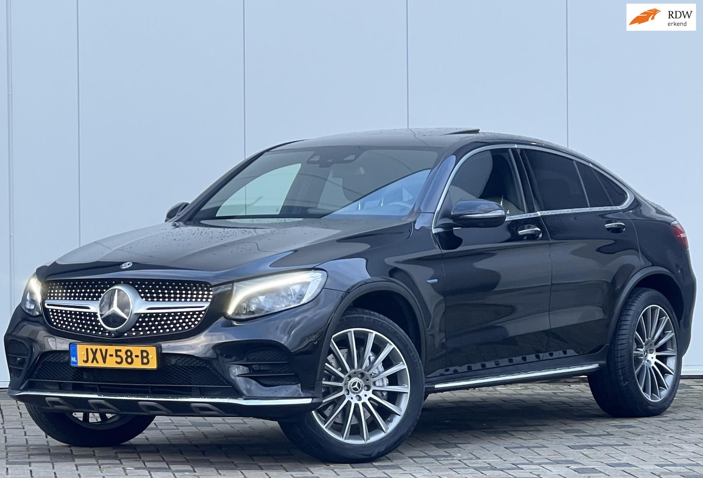 Mercedes-Benz GLC-klasse Coupé - 350e 4MATIC Premium Plus AMG 360 Camera Opendak - AutoWereld.nl
