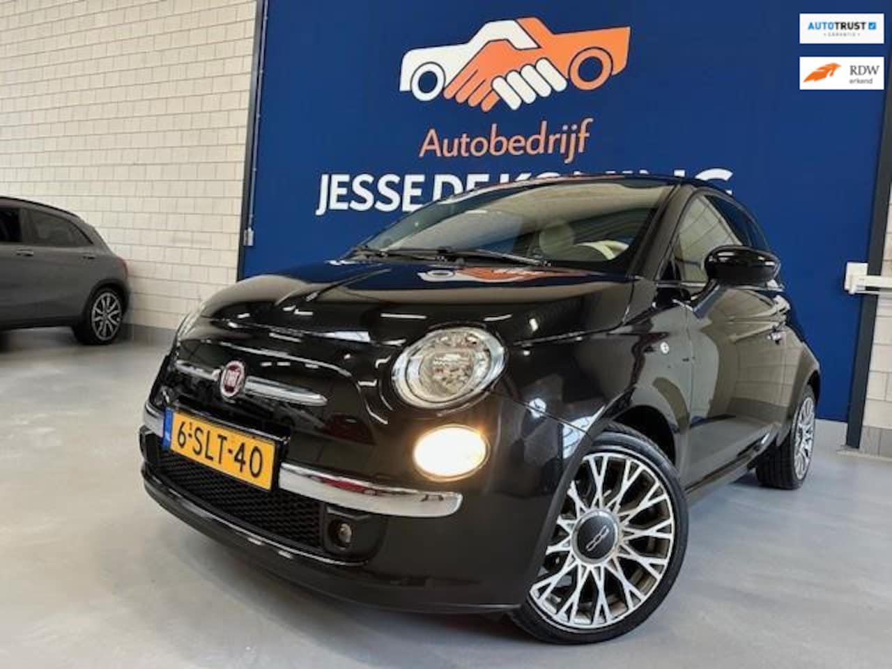Fiat 500 - 0.9 TwinAir Lounge / bj.2013 / panoramadak / airco/ sportvelgen / stereo / etc. / NAP met - AutoWereld.nl