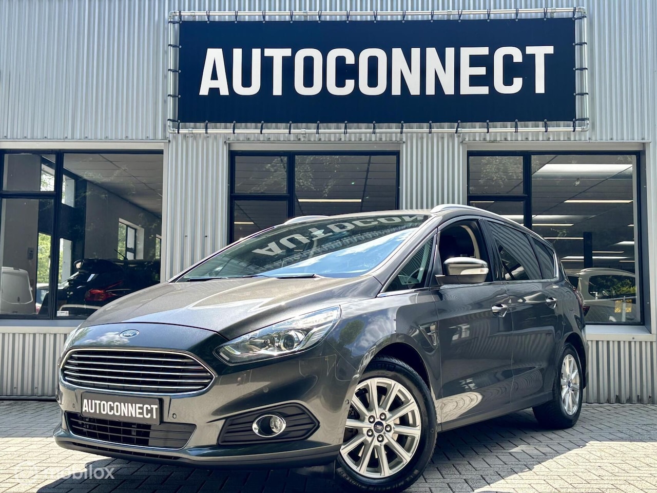 Ford S-Max - 1.5 Titanium 7persoons. NAVI, CRUISE, CLIMA. - AutoWereld.nl