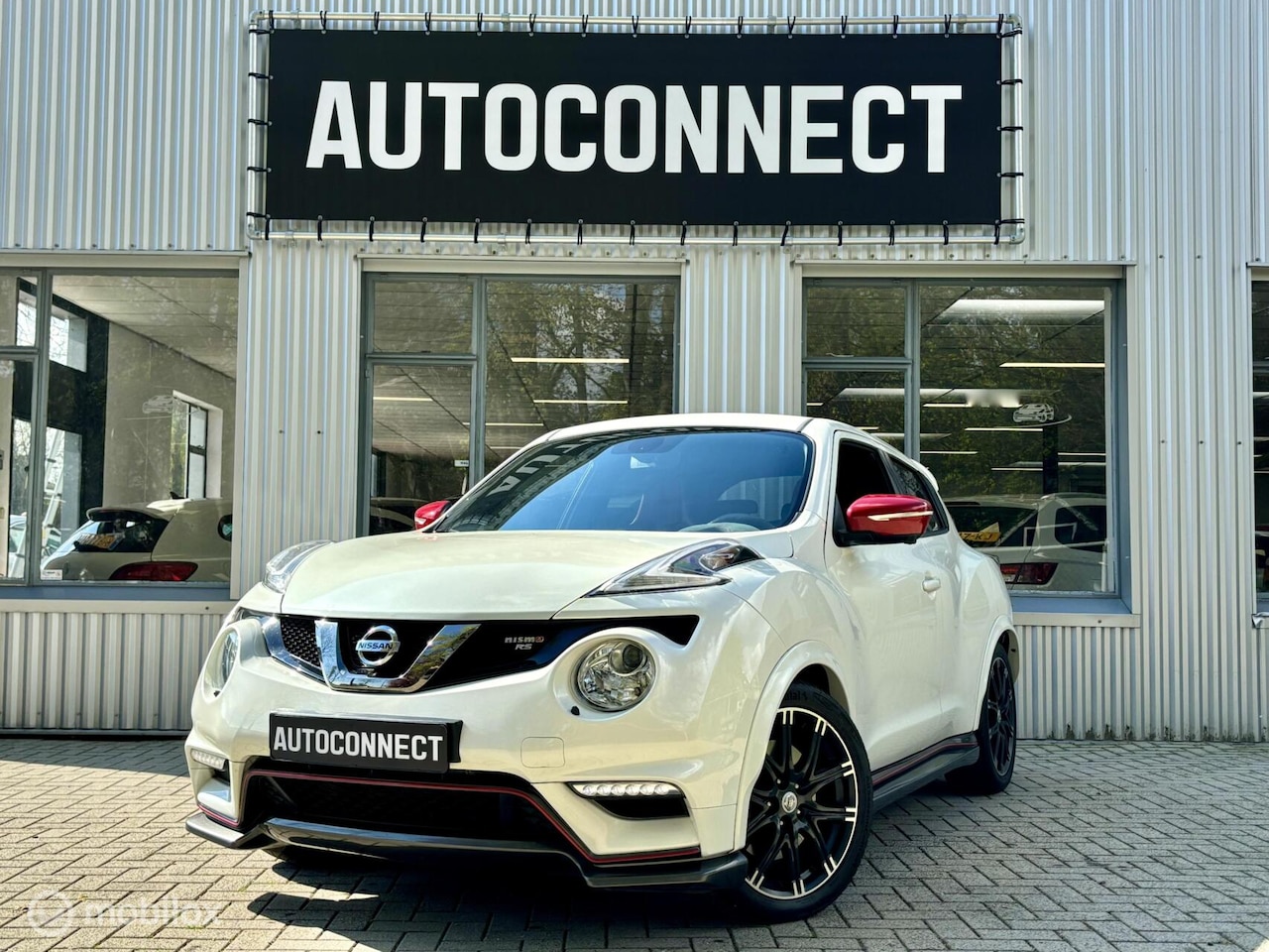 Nissan Juke - 1.6 DIG-T Nismo RS 1.6 DIG-T Nismo RS,AUTOMAAT,NAVI,360CAMERA,4WD - AutoWereld.nl