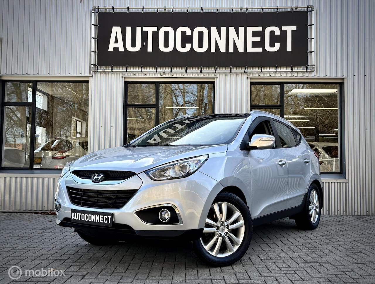 Hyundai ix35 - 2.0i 4WD. NAVI, PANO, LEDER, CAMERA. - AutoWereld.nl