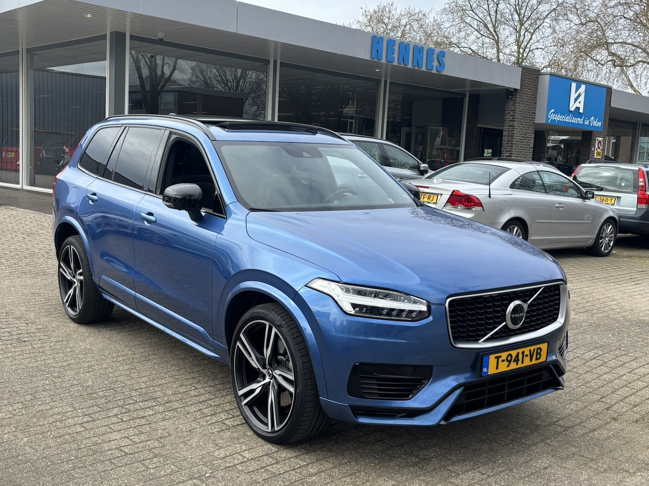 Volvo XC90 - T8 AWD R-Design B&W 360 Keyless Pano 22 - AutoWereld.nl