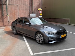 BMW 3-serie - 330e M Sport High Executive / Alcantara / 1E EIGENAAR / ACCUCERTIFICAAT / BTW / SHADOWLINE
