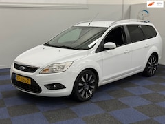 Ford Focus Wagon - 1.8 Ghia Flexi Fuel / NIEUWE APK / NETTE AUTO / RIJDT SCHAKELT GOED