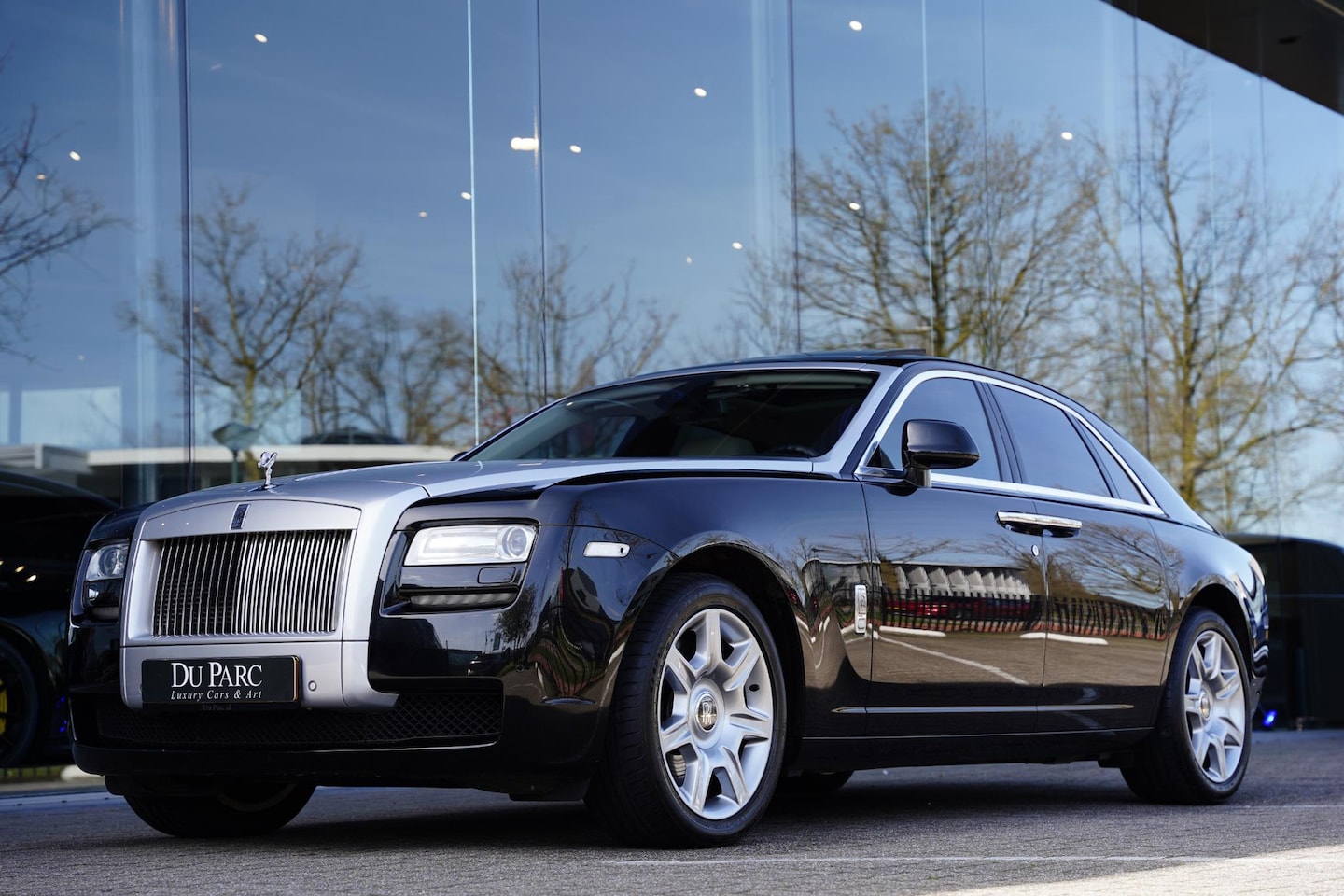 Rolls-Royce Ghost - 6.6 V12 / Beige Leder / Panoramadak - AutoWereld.nl