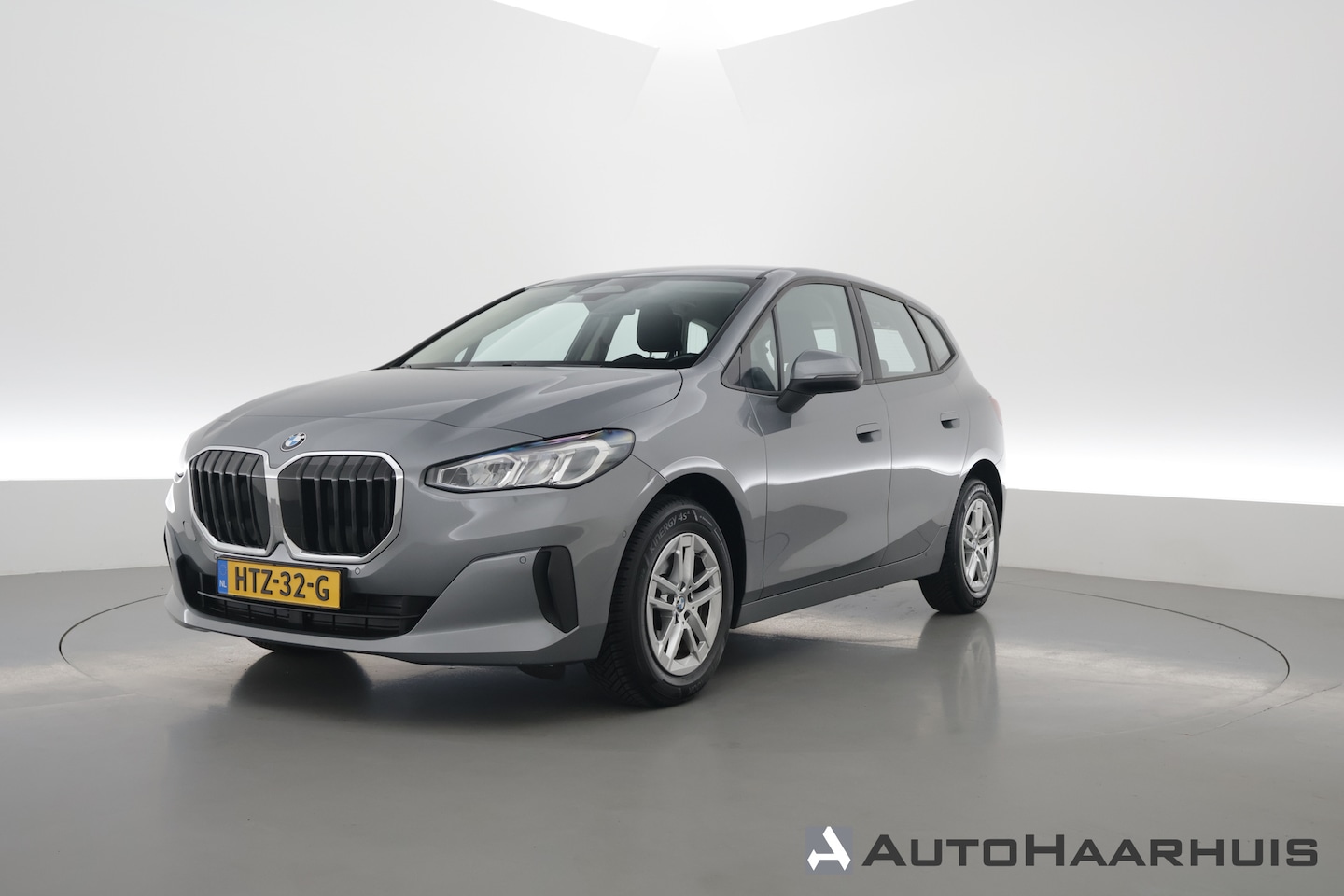 BMW 2-serie Active Tourer - 218i | Navi | All Seasons | Camera | Apple CarPlay | LED | Stoelverw. | Cruise Ctrl. - AutoWereld.nl
