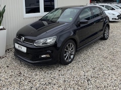 Volkswagen Polo - 1.2 TSI R-Line Edition Carplay Acc Vol Optie