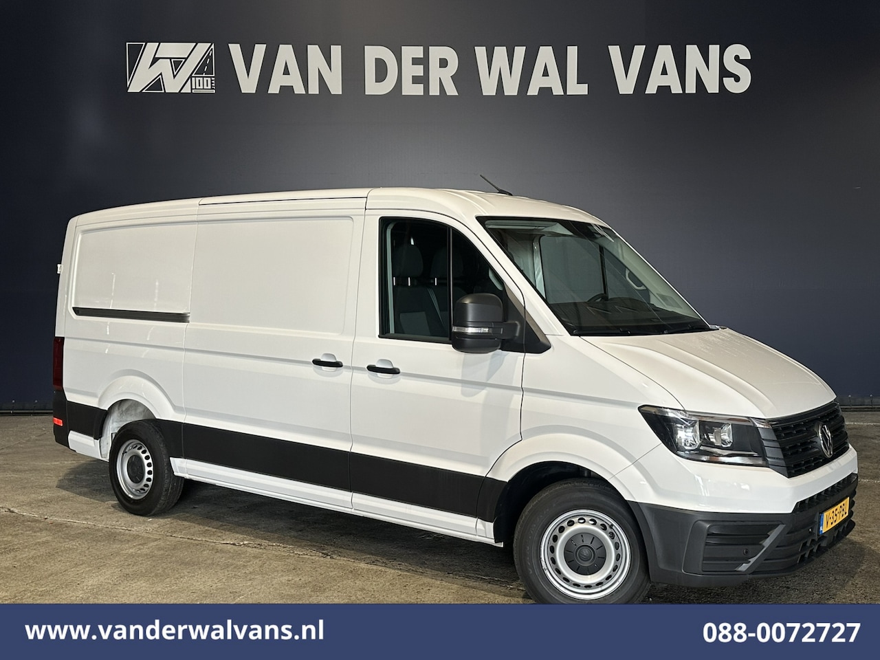 Volkswagen Crafter - 2.0 TDI 141pk L3H2 L2H1 Euro6 Airco | Stoelverwarming | Parkeersensoren Bijrijdersbank, 30 - AutoWereld.nl
