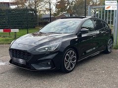 Ford Focus - 1.0 EcoBoost ST Line Panodak LED Camera MEGA VOL