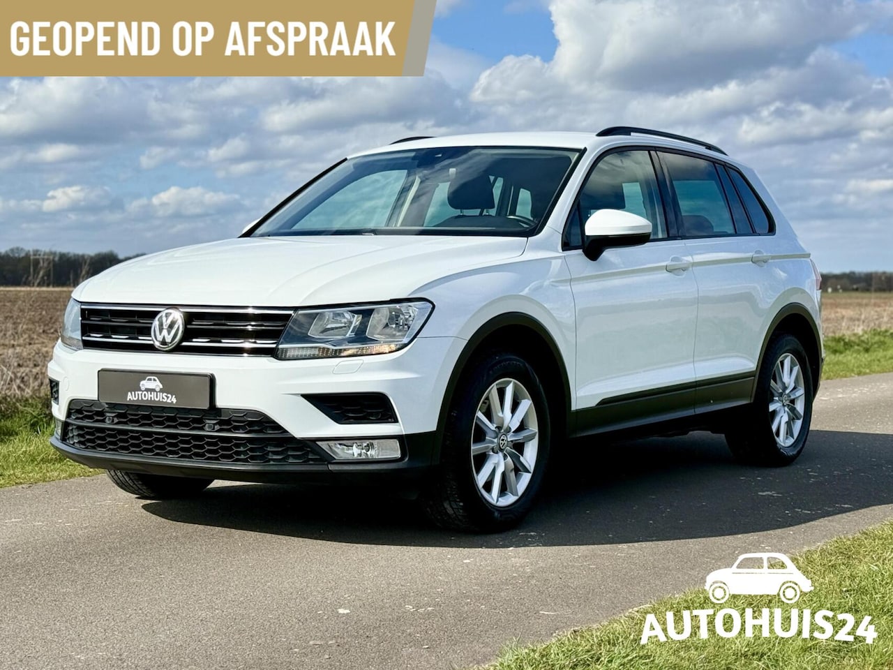 Volkswagen Tiguan - 1.4 TSI Connected Series 2017 TREKHAAK CLIMA PDC STOELVERWARMING - AutoWereld.nl