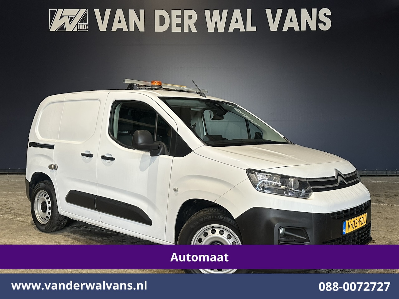 Citroën Berlingo - 1.2 PureTech 131pk Automaat **Benzine** L1H1 Euro6 Airco | 3-Zits | Navigatie | Camera | A - AutoWereld.nl