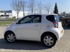 Toyota iQ - 1.0 VVTi Comfort|Airco|Multi Stuur, Dealer onderhouden