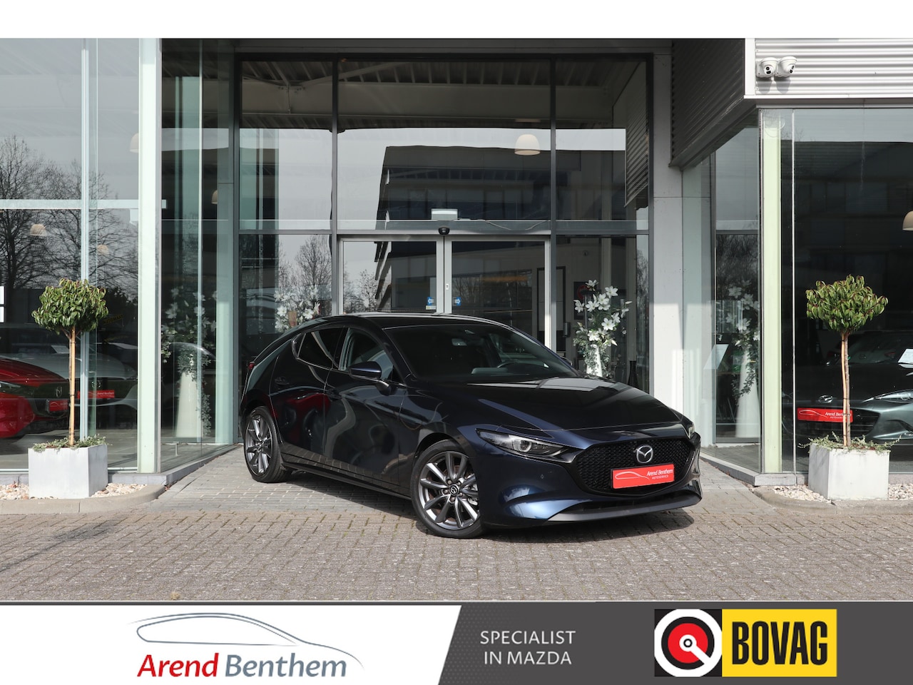 Mazda 3 - 2.0 e-SkyActiv-G M Hybrid 122 Luxury Trekhaak / Camera / Navi / Clima / Cruise - AutoWereld.nl