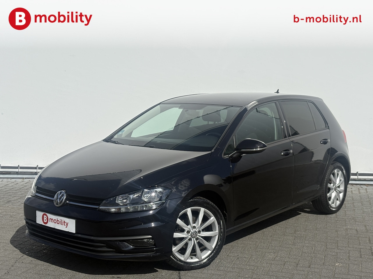 Volkswagen Golf - 1.0 TSI Trendline 5-Drs. Airco NL Auto! Audio | Bluetooth | LM Velgen - AutoWereld.nl