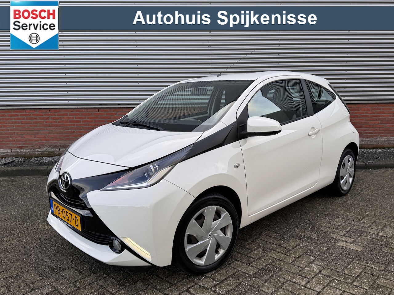 Toyota Aygo - 1.0 VVT-i x-play | Automaat | Camera | Bluetooth | - AutoWereld.nl