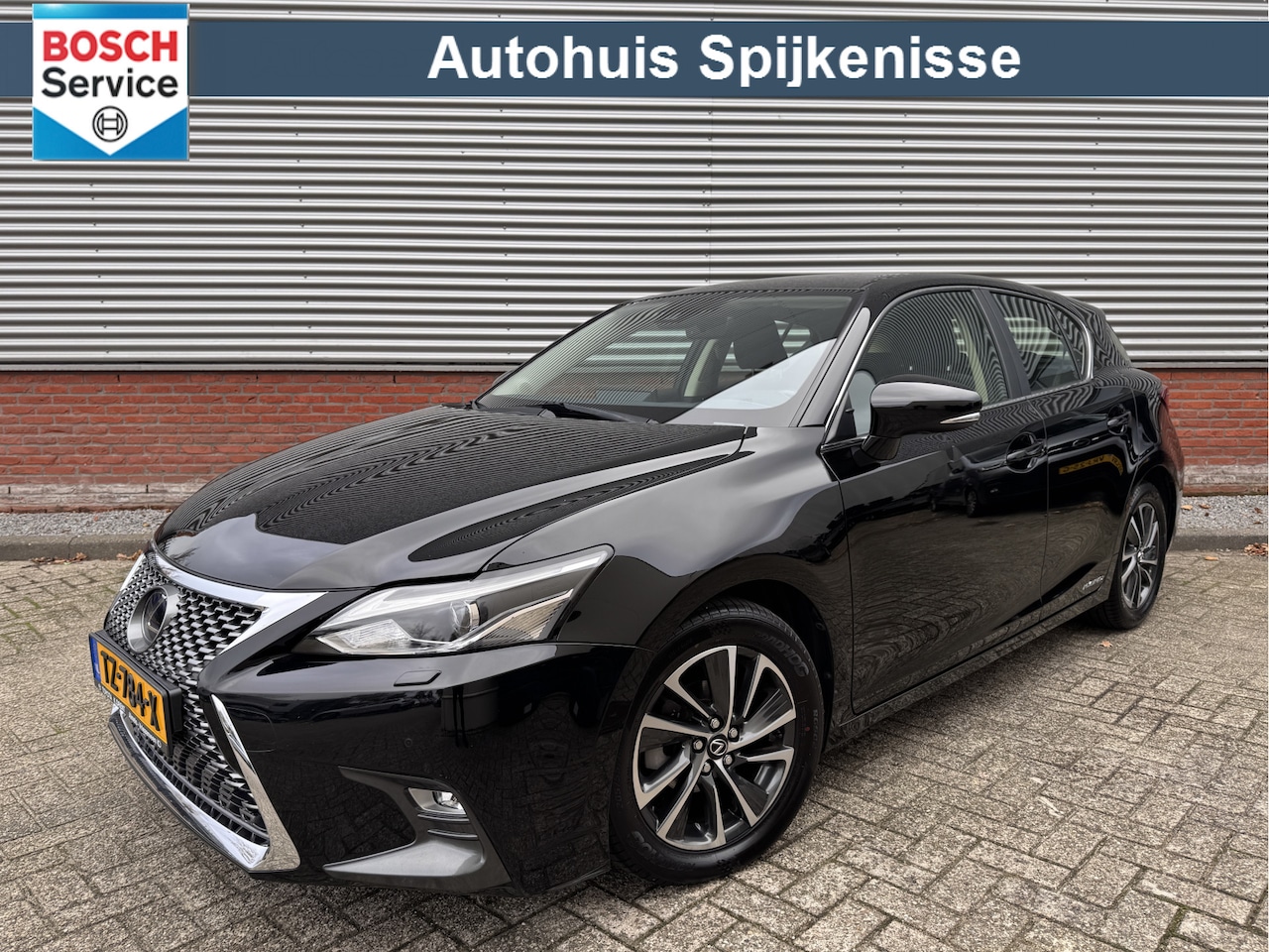 Lexus CT 200h - Business Launch Edition | Keyless entry | Camera | Navigatiesysteem full map | - AutoWereld.nl