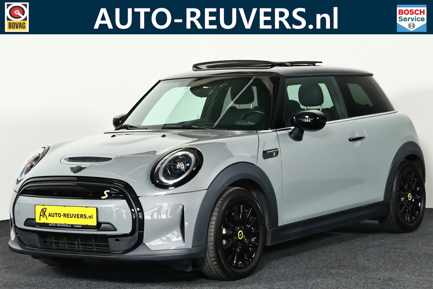 MINI Mini-Electric - Classic 33 kWh / Opendak / Leder / Cam / CarPlay - AutoWereld.nl