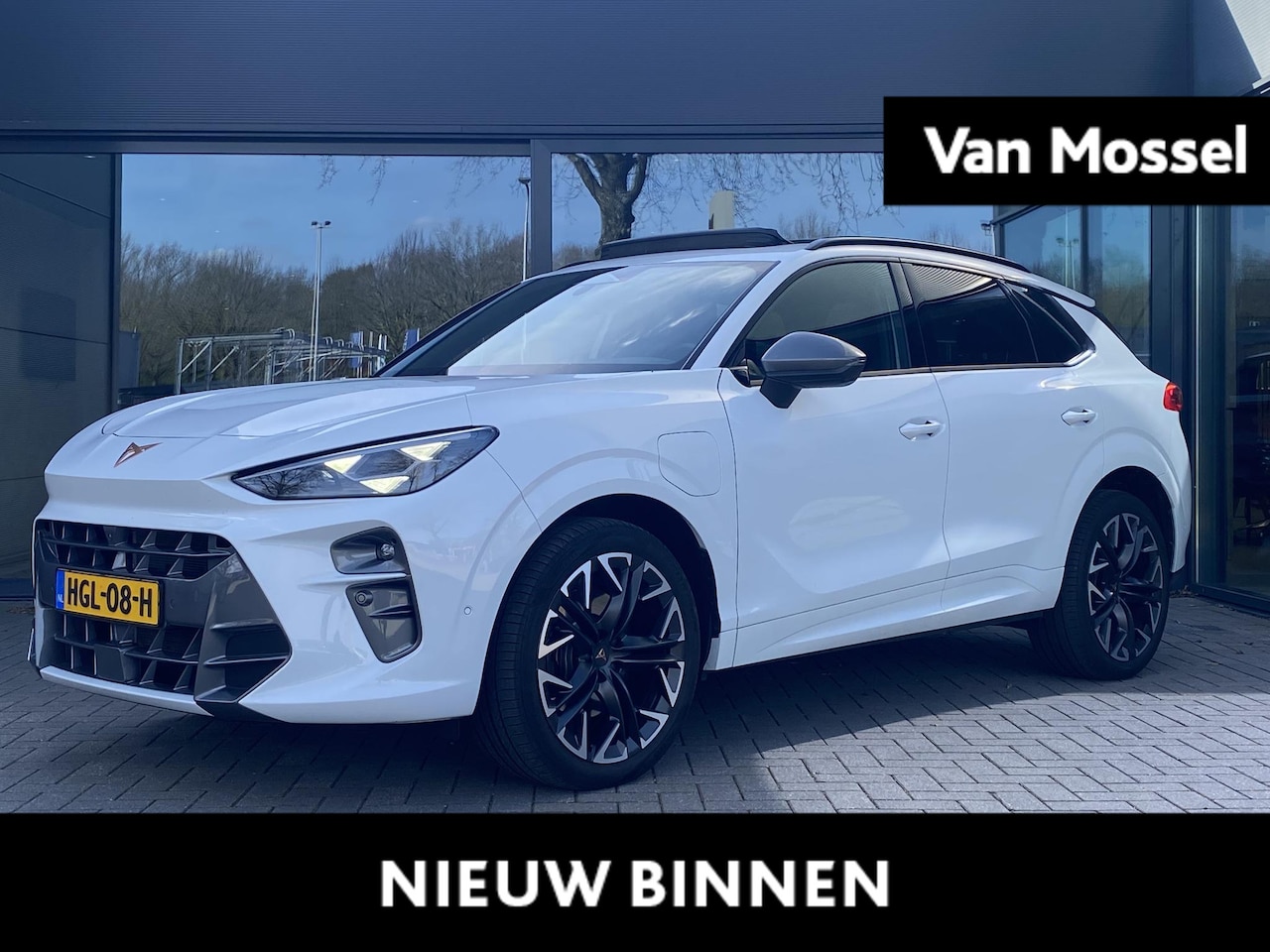 CUPRA Terramar - 1.5 TSI e-Hybrid VZ Performance | TREKHAAK | PANORAMADAK | 360 CAMERA | MATRIX | SENNHEISE - AutoWereld.nl