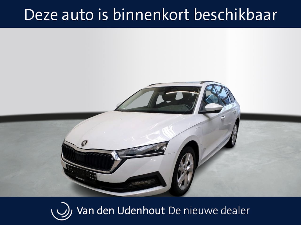 Skoda Octavia Combi - 1.4 TSI iV 204pk PHEV Business Edition / Panoramadak / Smart Link / Stoelverwarming / Word - AutoWereld.nl