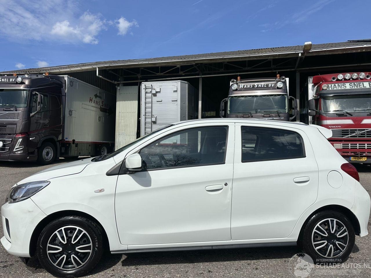 Mitsubishi Space Star - 1.0i 71pk Cool+ 5drs - nap - airco - elektr pakket - licht + regensensor - facelift - 4x n - AutoWereld.nl