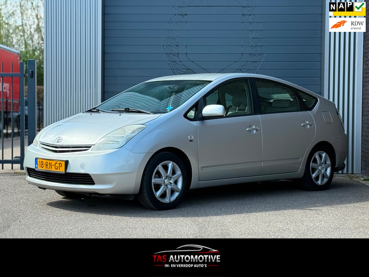 Toyota Prius - 1.5 VVT-i AUTOMAAT / CRUISE / CLIMA / EXPORT - AutoWereld.nl