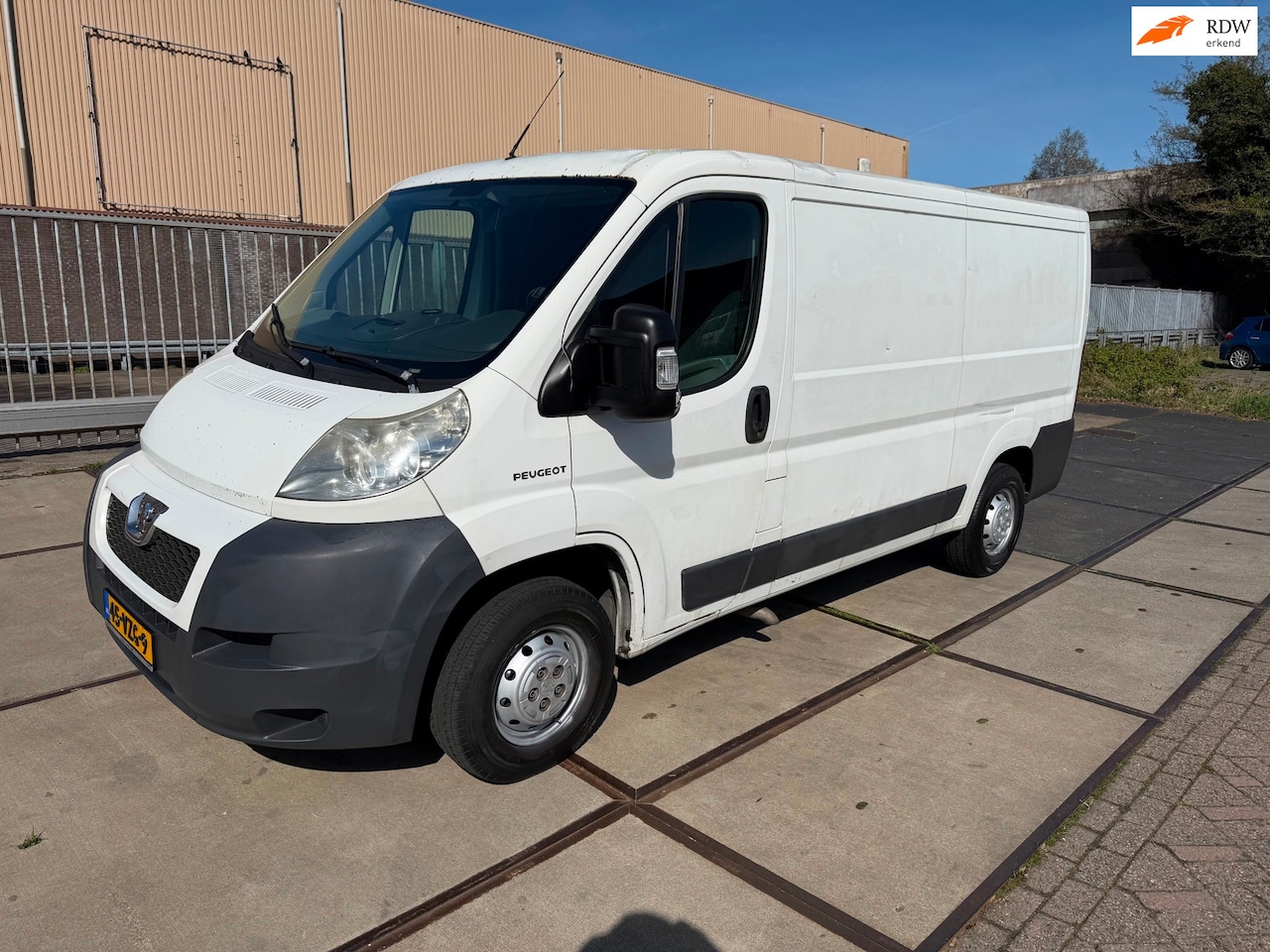 Peugeot Boxer - 330 2.2 HDI L2H1!AIRCO!ELECKTRISH RAAM&SPIEGEL!LANG CHASSIS!BANDEN GOED! ACHTERUIT CAMERA! - AutoWereld.nl