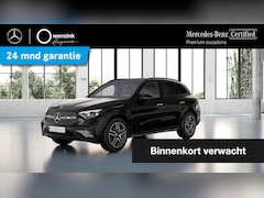 Mercedes-Benz GLC-klasse - 300e 4MATIC AMG Line | Luchtvering | Panoramadak | Rijassistentie | Trekhaak | Treeplanken