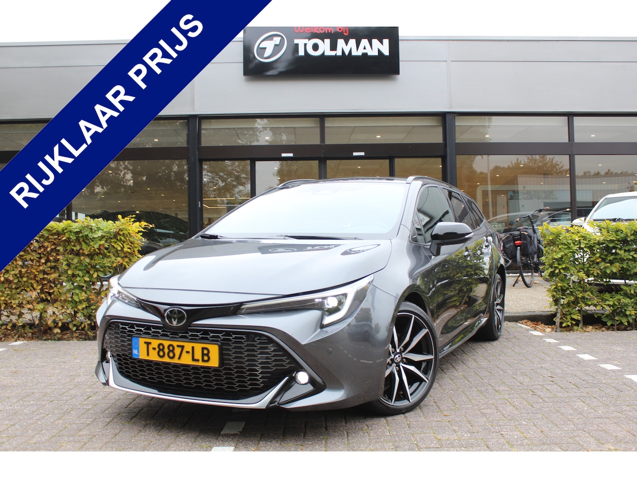 Toyota Corolla Touring Sports - 1.8 Hybrid GR-Sport Bi-Tone 2e Paasdag open van 10:00 - 15:00 | Rijklaar | Nwe Type | Navi - AutoWereld.nl