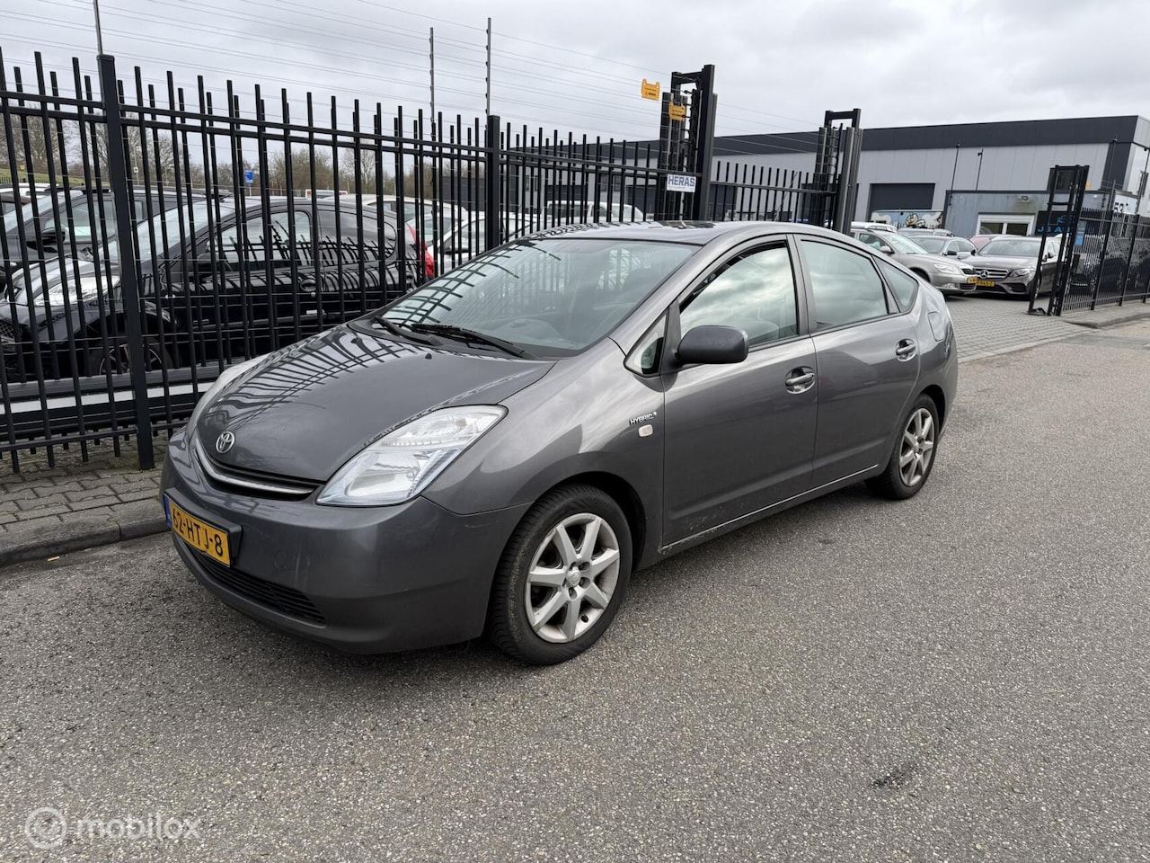 Toyota Prius - 1.5 VVT-i Comfort 1.5 VVT-i Comfort - AutoWereld.nl