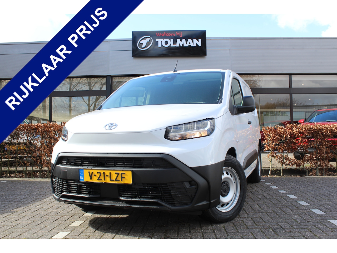 Toyota PROACE CITY Electric - Comfort 50 kWh 2e Paasdag open van 10:00 - 15:00 | Rijklaar | Bluetooth | PDC | DAB+ | Air - AutoWereld.nl