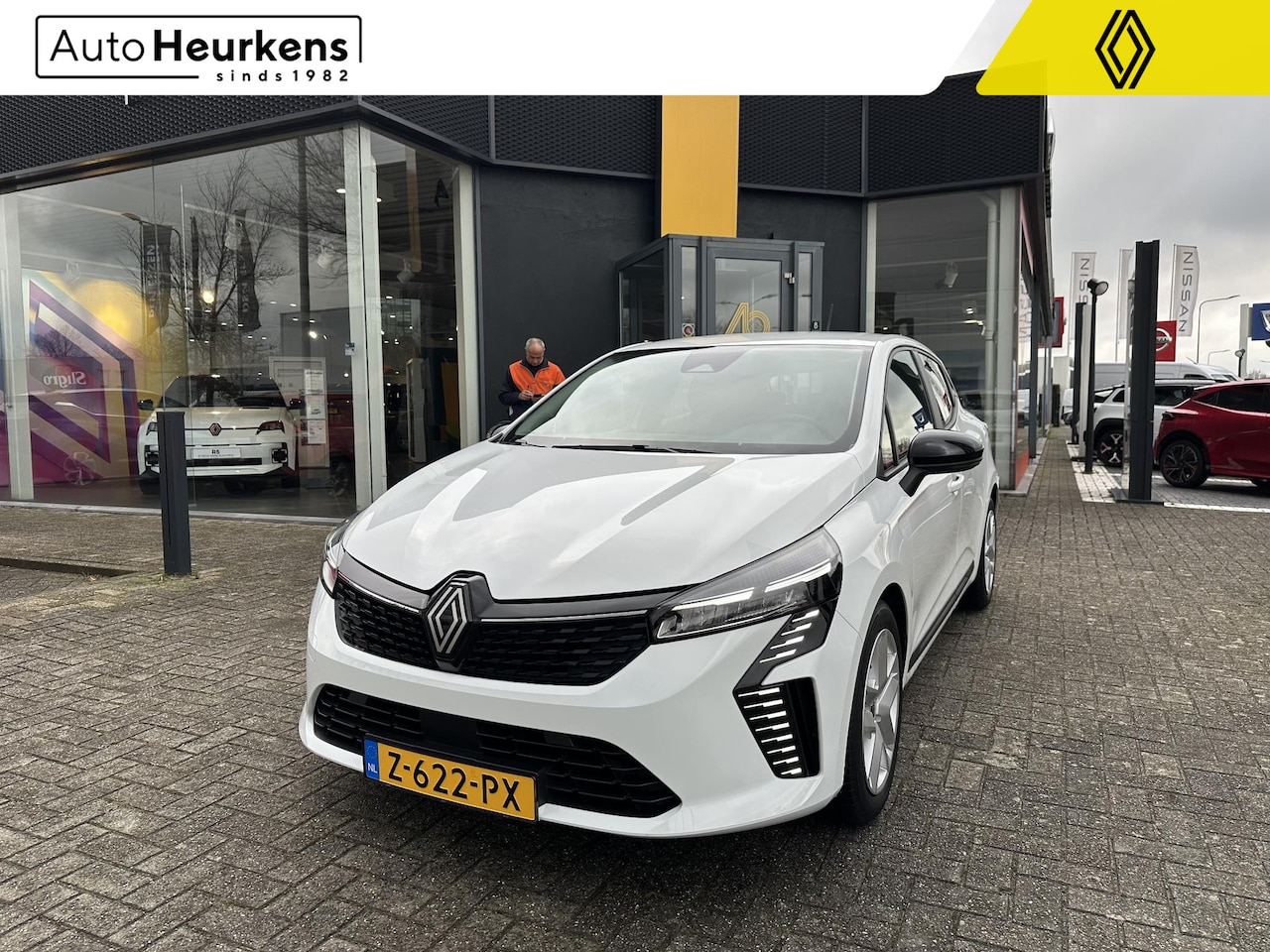 Renault Clio - TCe 90 Evolution | Origineel NL l EX-DEMO | BTW-Auto | Apple Carplay & Android Auto | - AutoWereld.nl
