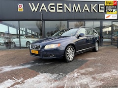 Volvo V70 - 1.6 T4 Limited Edition AUT|NAVI|Leder|HAAK|Goed OH