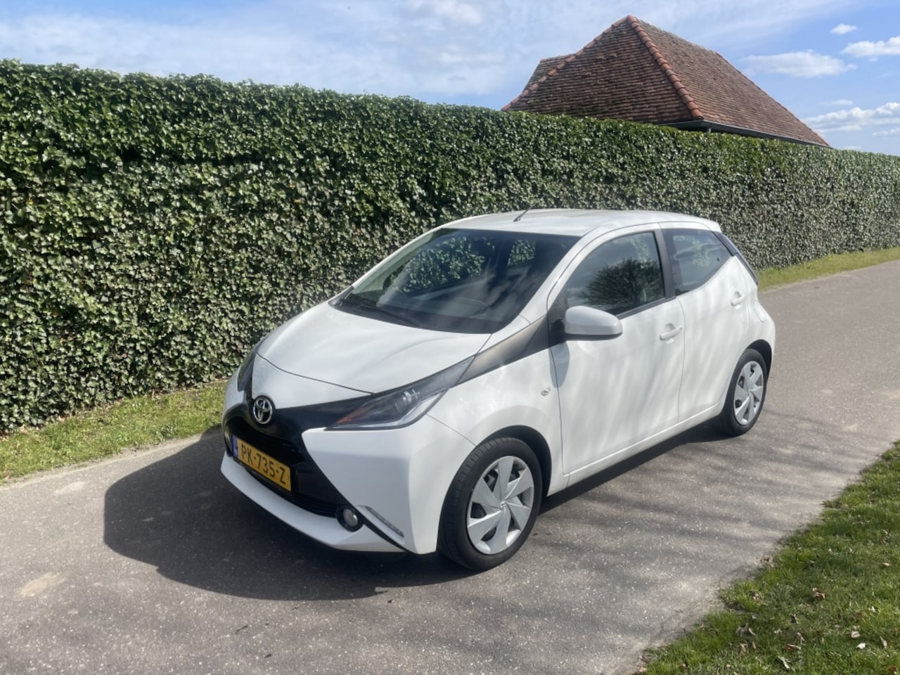 Toyota Aygo - 1.0 VVT-i x-play 1.0 VVT-i x-play - AutoWereld.nl