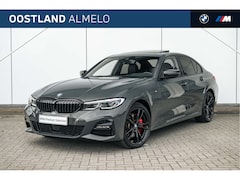 BMW 3-serie - 330e High Executive M Sport Automaat / Schuif-kanteldak / Sportstoelen / Laserlight / Acht