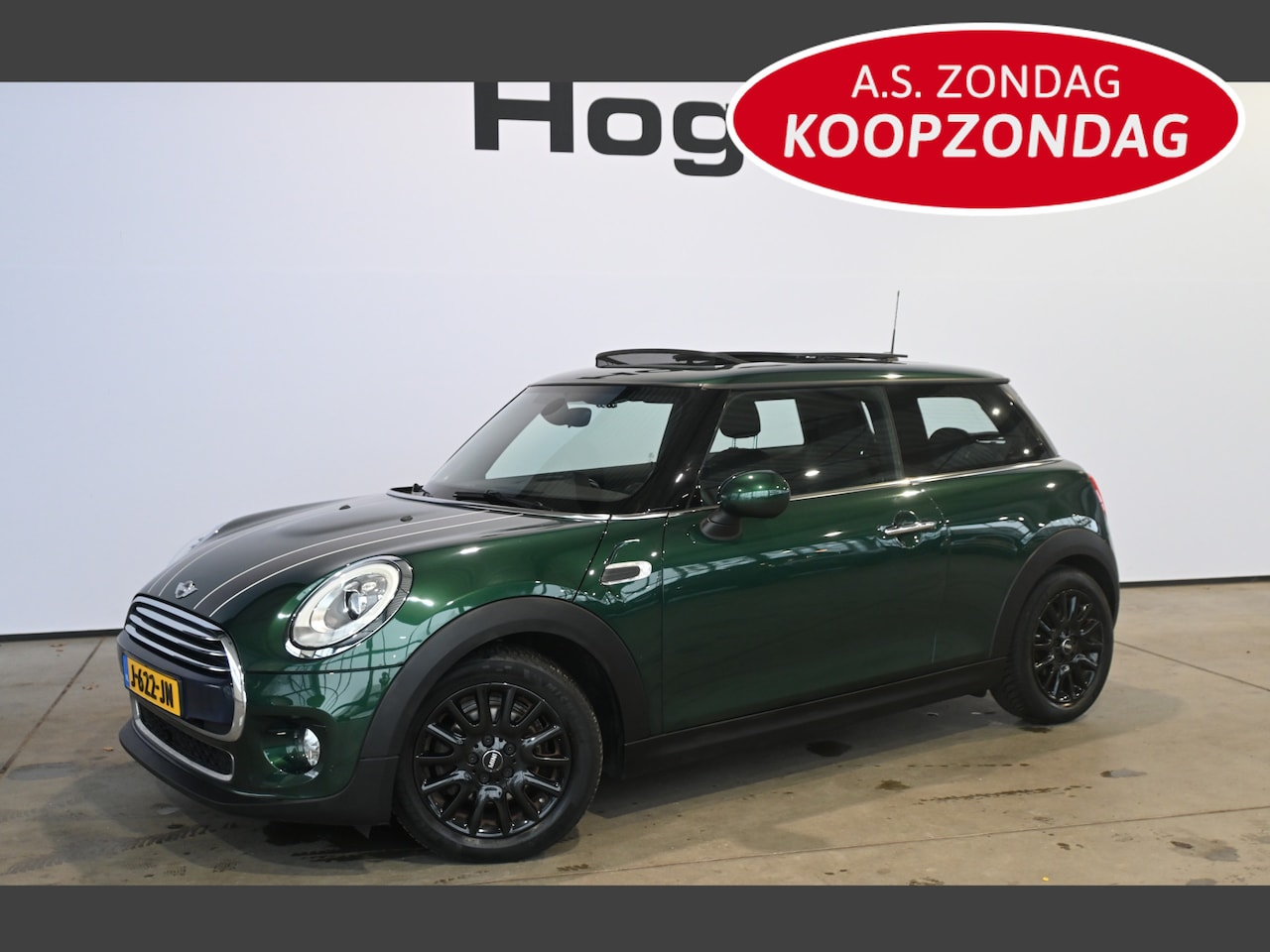 MINI Cooper - Mini 1.5 Pepper Serious Business Automaat Navigatie Panoramadak Goed Onderhouden! Inruil M - AutoWereld.nl