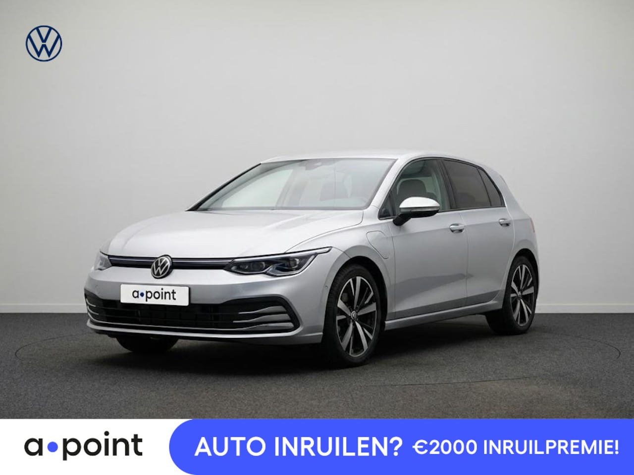 Volkswagen Golf - Life Edition 1.5 eHybrid 204 PK | 18 "LM velgen | Stoel & Stuurverwarming | Camera | - AutoWereld.nl