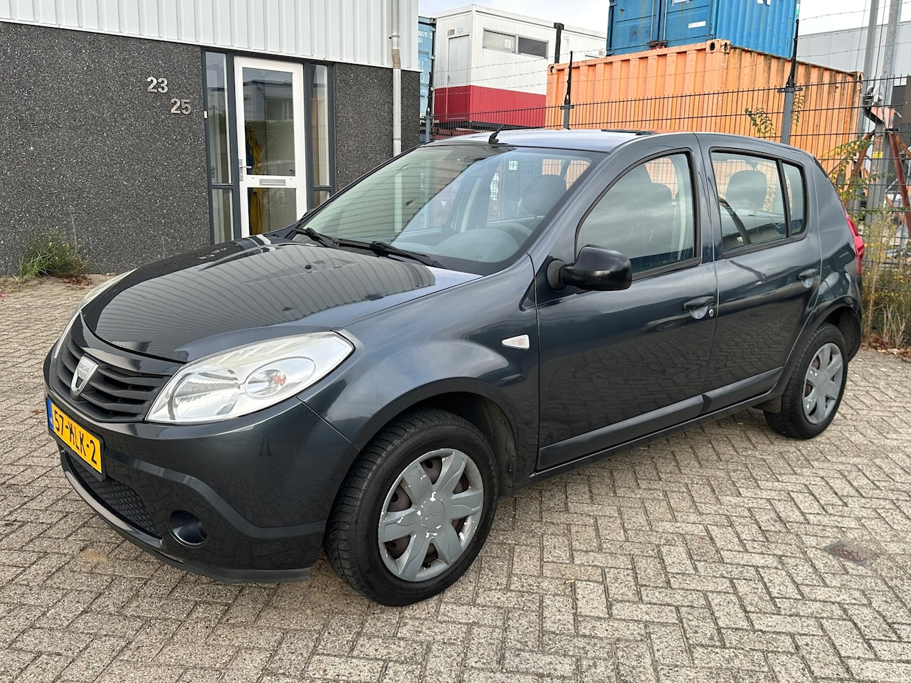 Dacia Sandero - 1.2 Ambiance 2010 Nieuwe apk - AutoWereld.nl