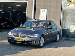BMW 3-serie - 330e Centennial High Executive/CAMERA/LEDER/NAVI/NL-AUTO NAP