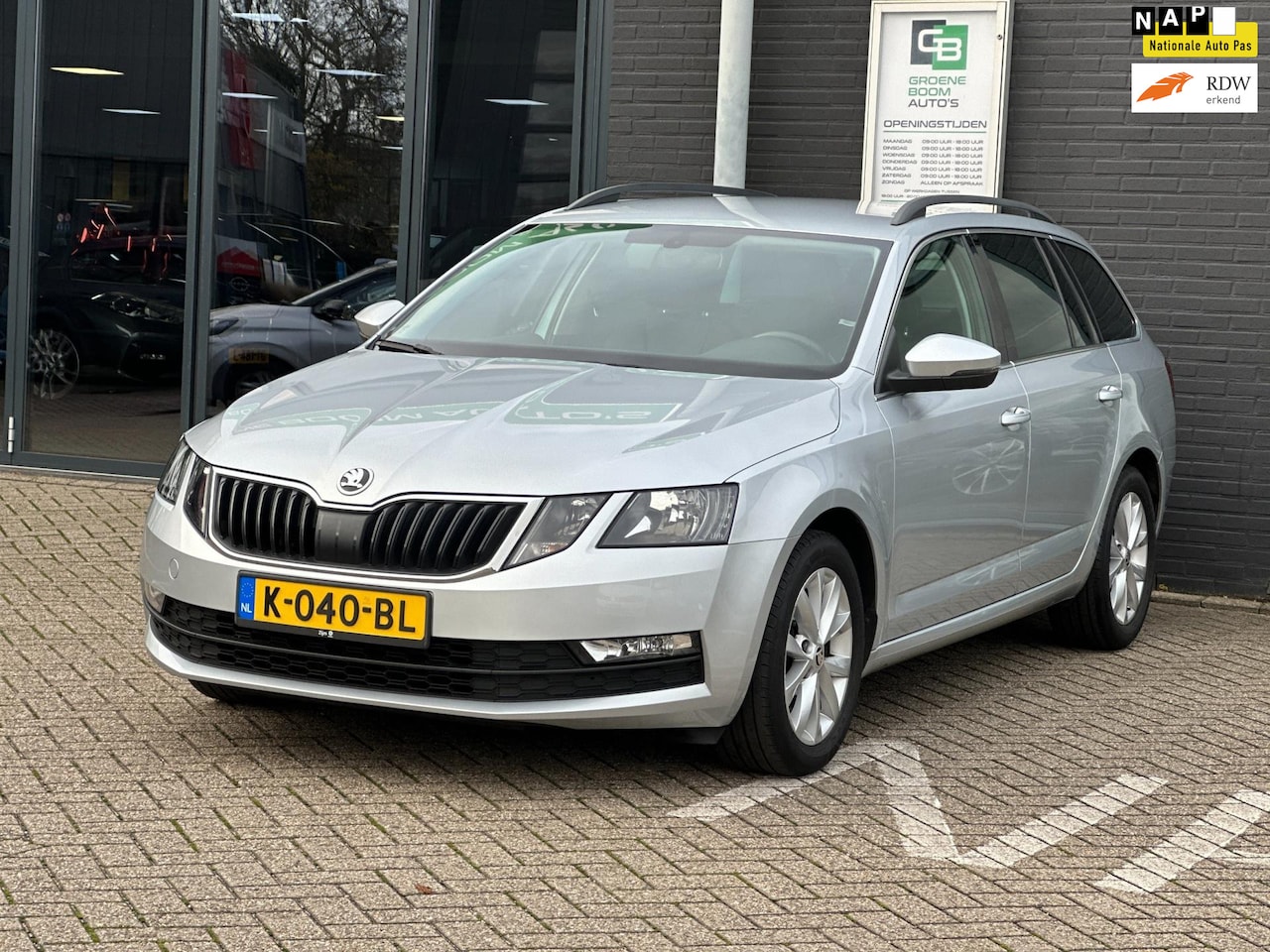 Skoda Octavia Combi - 1.0 TSI Greentech Business Edition/1STE EIG/CARPLAY/NL-AUTO NAP!! - AutoWereld.nl