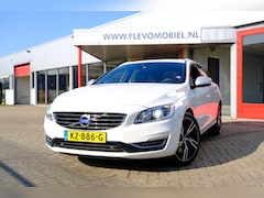 Volvo V60 - 2.4 D6 Twin Engine R-Design Aut. Leder|Pano|Clima|Navi|LMV|Harman/Kardon
