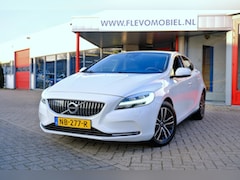 Volvo V40 - 2.0 D2 Nordic+ Aut. Pano|Leder|Navi|BLIS|Adapt.Cruise|LMV