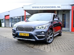 BMW X1 - SDrive20d Centennial High Executive Aut. Navi|Leder|HUD|Sportstoelen|LMV