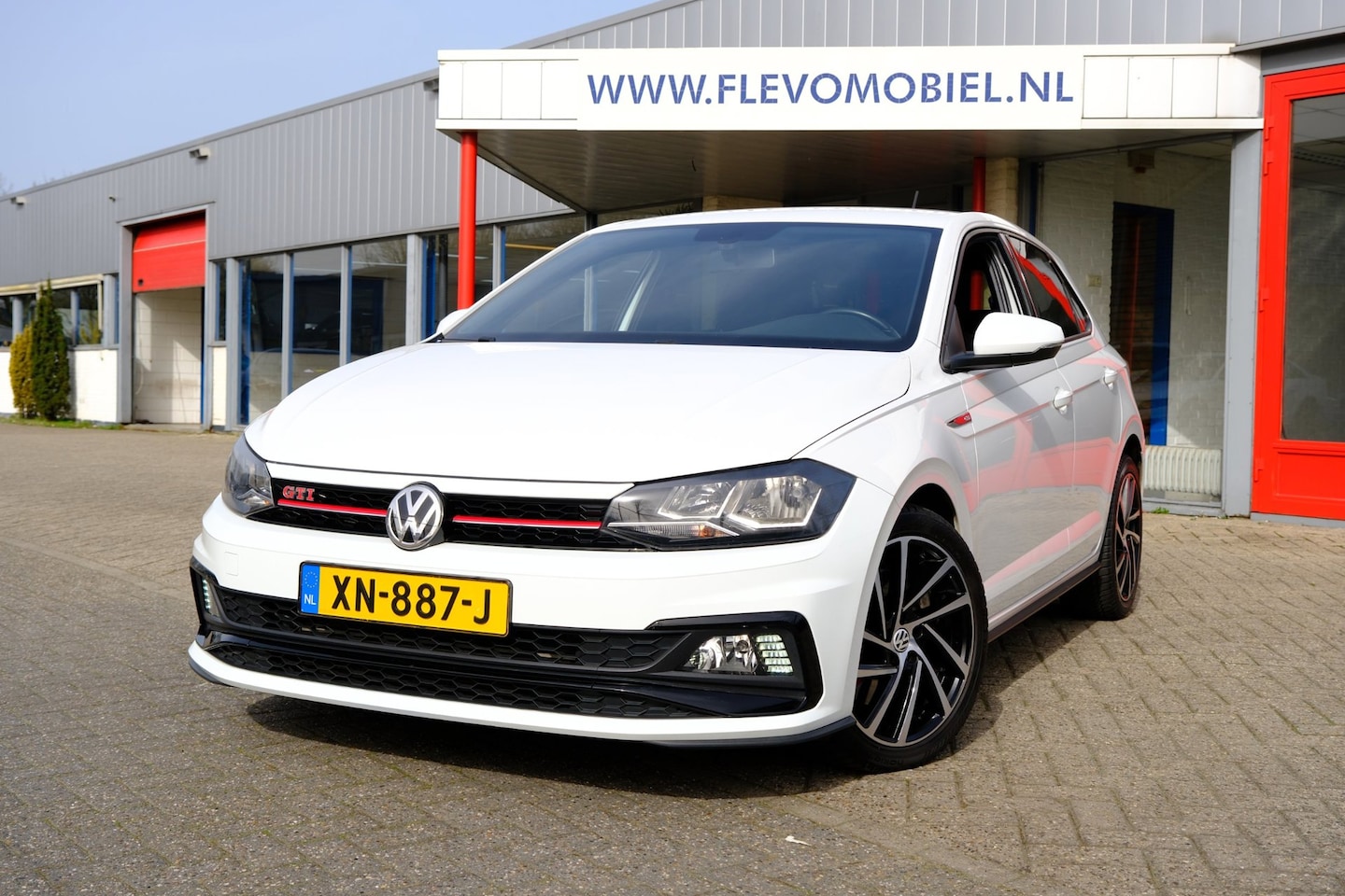 Volkswagen Polo - 2.0 TSI GTI 200pk 5-drs Aut. Orig.NL Auto! Navi|Adapt.Cruise|CarPlay|Clima|LMV - AutoWereld.nl