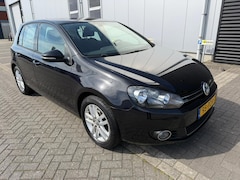 Volkswagen Golf - 1.4 TSI Highline Nieuwe koppeling Gereviseerd DSG Bak