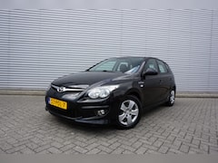 Hyundai i30 - 1.4i i-Drive Cool Airco / Elektr. ramen / NAP