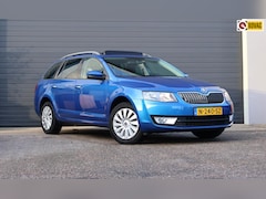 Skoda Octavia Combi - 1.6 TDI Elegance Businessline Pano/Navi/Clima/PDC